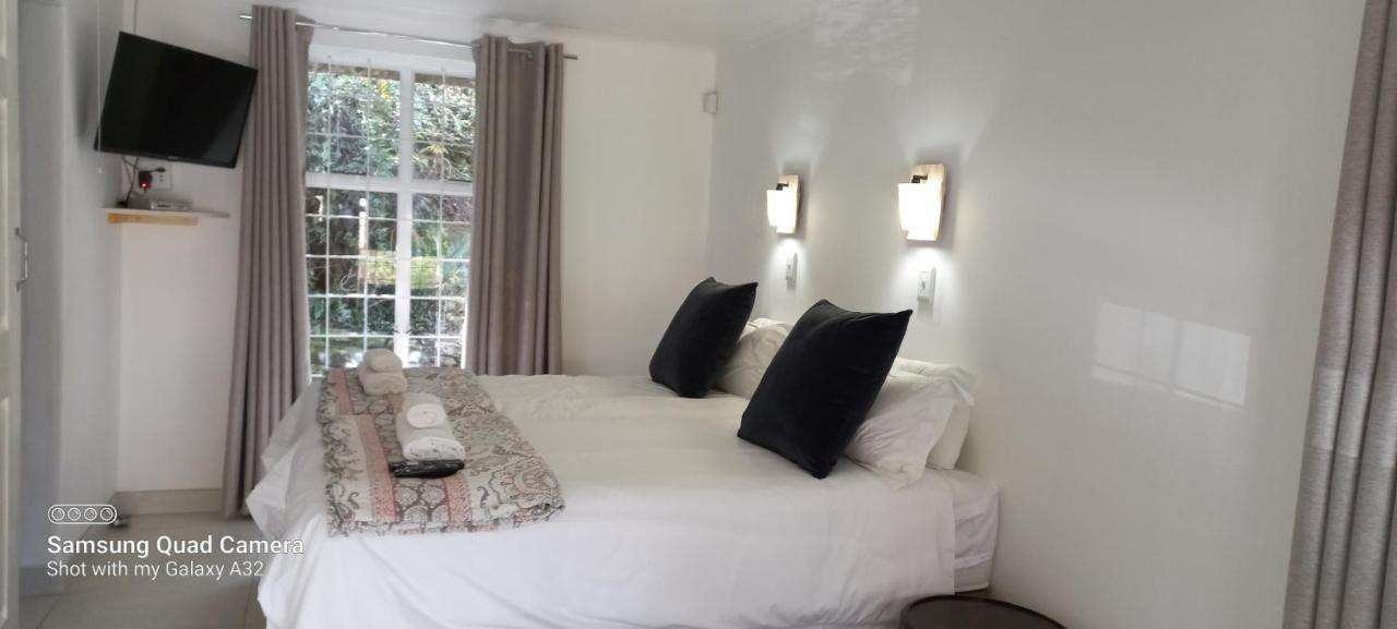 האוויק Country Lane Guesthouse מראה חיצוני תמונה