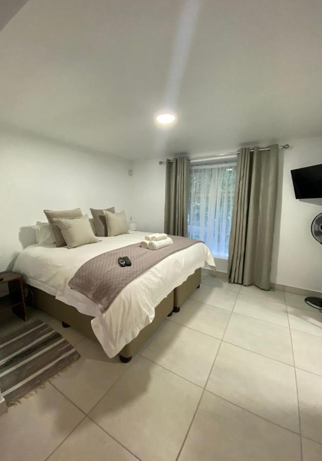 האוויק Country Lane Guesthouse מראה חיצוני תמונה